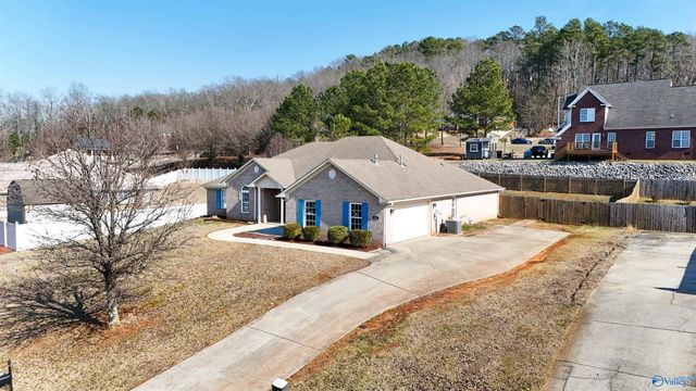 123 Emory Drive, Decatur, AL 35603