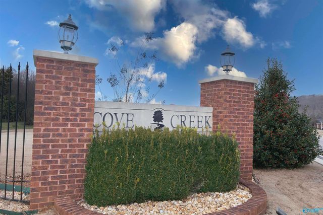 123 Emory Drive, Decatur, AL 35603