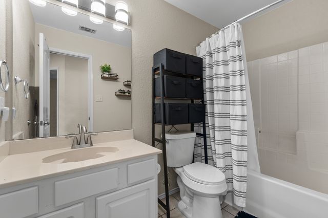 2106 Hickory Wood Trail, Arlington, TX 76018