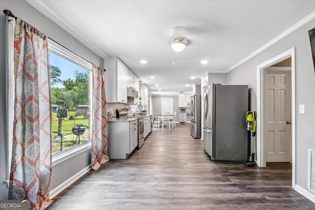 518 W John Hand Road, Cedartown, GA 30125