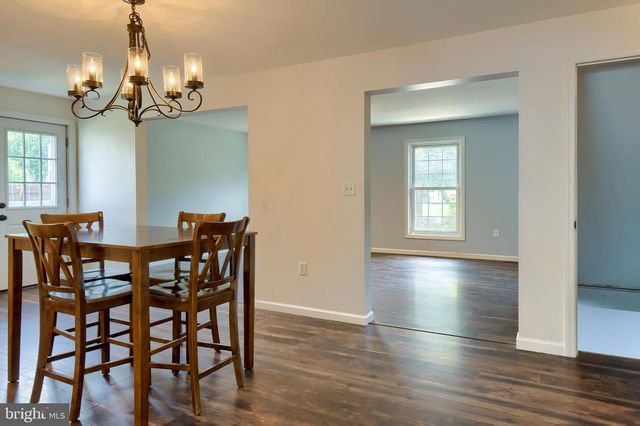 3740 BEAGLE RD, Middletown, PA 17057
