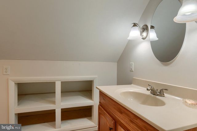 3740 BEAGLE RD, Middletown, PA 17057