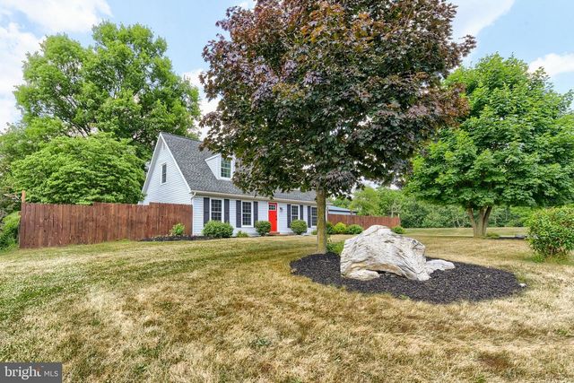3740 BEAGLE RD, Middletown, PA 17057