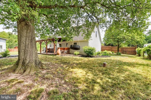 3740 BEAGLE RD, Middletown, PA 17057