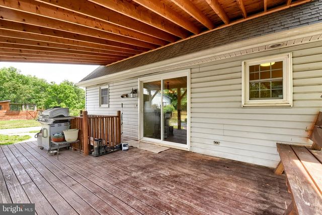 3740 BEAGLE RD, Middletown, PA 17057