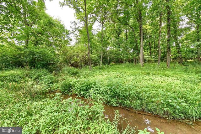 3740 BEAGLE RD, Middletown, PA 17057