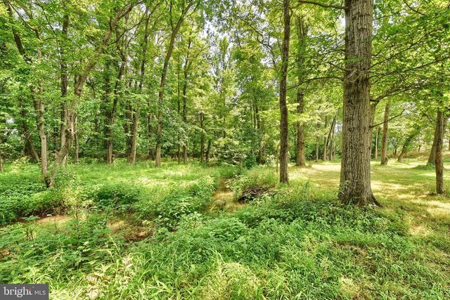 3740 BEAGLE RD, Middletown, PA 17057