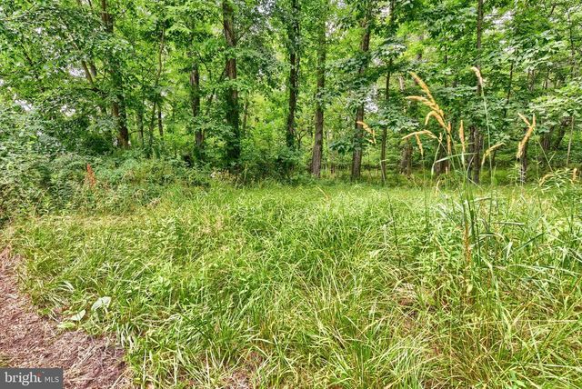 3740 BEAGLE RD, Middletown, PA 17057