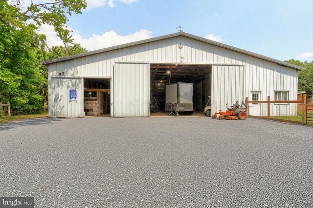 3740 BEAGLE RD, Middletown, PA 17057
