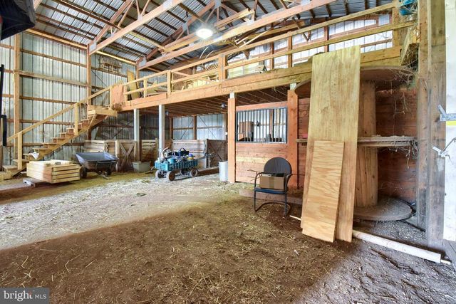 3740 BEAGLE RD, Middletown, PA 17057