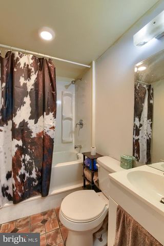 3740 BEAGLE RD, Middletown, PA 17057