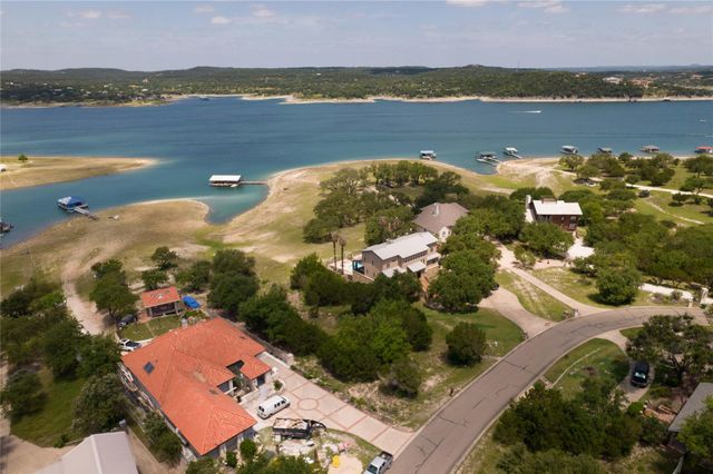 518 Deckhouse DR, Lago Vista, TX 78645