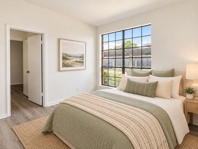 2121 El Paseo Street 1807, Houston, TX 77054