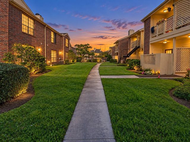 2121 El Paseo Street 1807, Houston, TX 77054