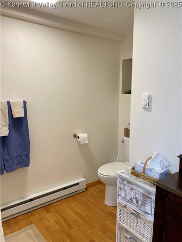 301 6th Street, Ripley, WV 25271