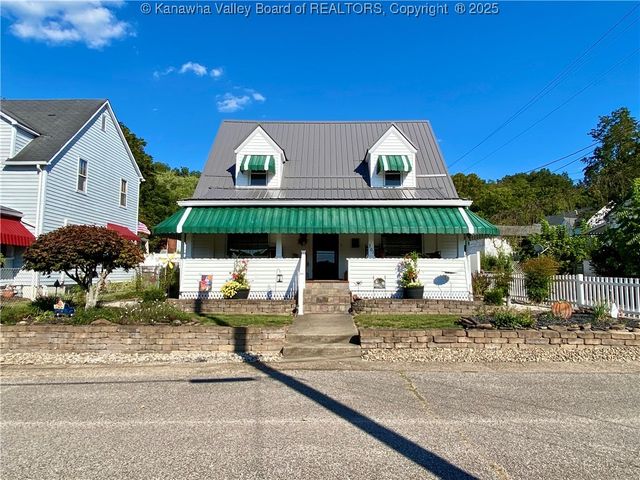 301 6th Street, Ripley, WV 25271