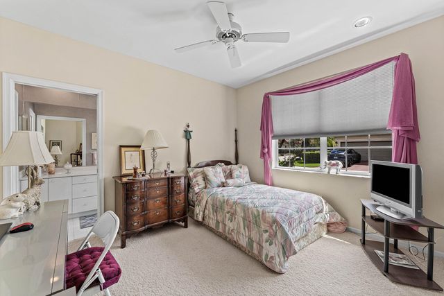 5195 NW 25th Way, Boca Raton, FL 33496