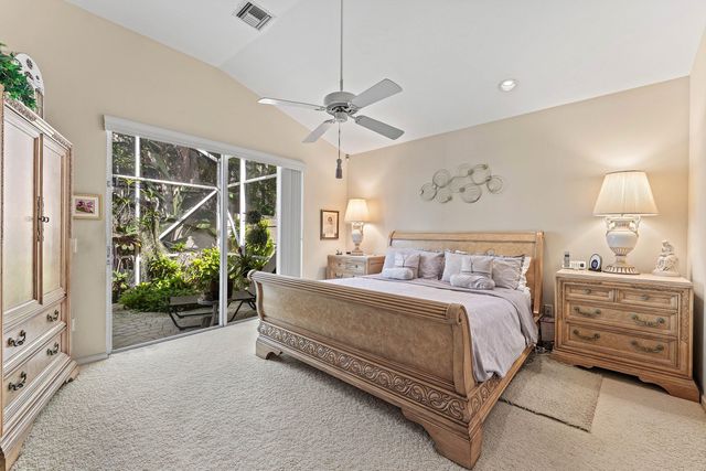 5195 NW 25th Way, Boca Raton, FL 33496