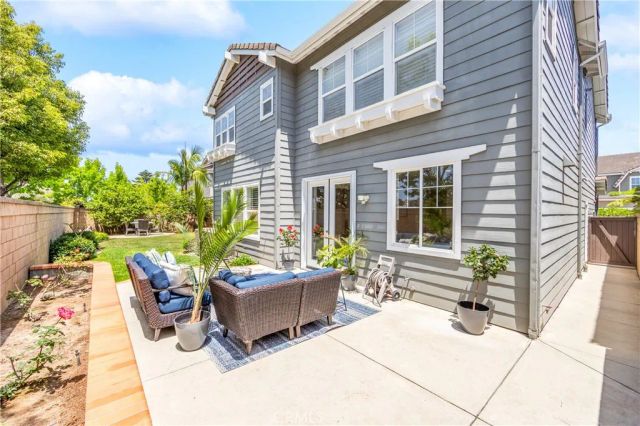 20851 Cabrillo Lane, Huntington Beach, CA 92646