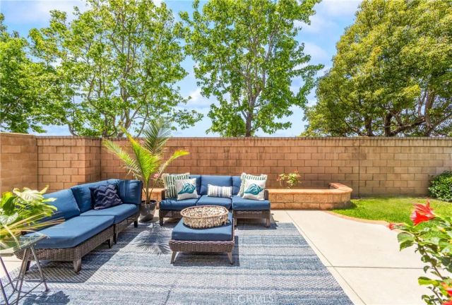 20851 Cabrillo Lane, Huntington Beach, CA 92646