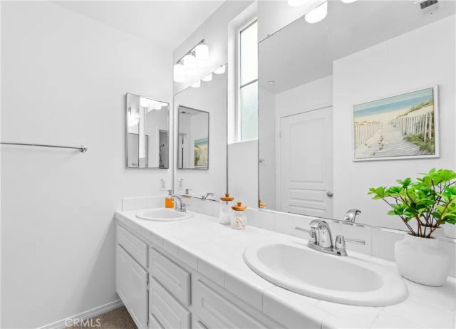 20851 Cabrillo Lane, Huntington Beach, CA 92646