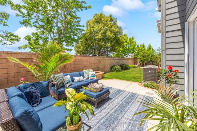 20851 Cabrillo Lane, Huntington Beach, CA 92646