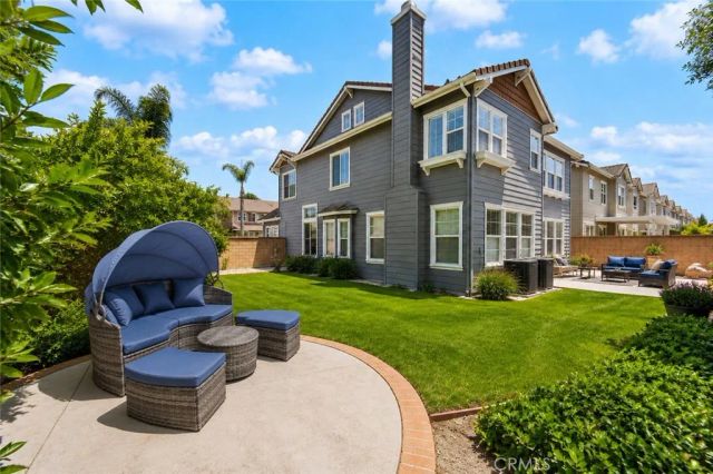 20851 Cabrillo Lane, Huntington Beach, CA 92646