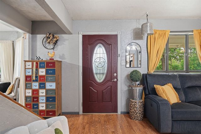 2182 Sunflower Road, Paradise, TX 76073