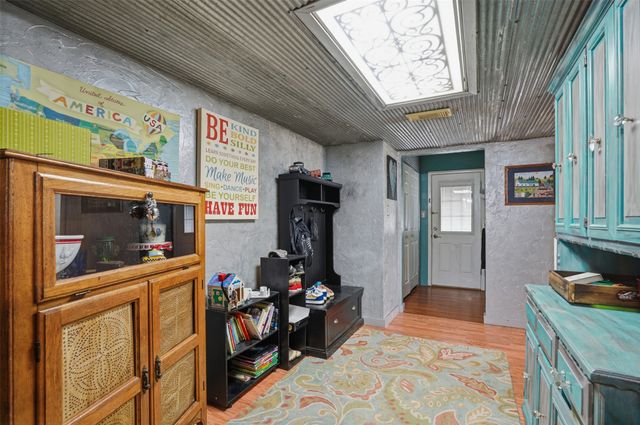 2182 Sunflower Road, Paradise, TX 76073