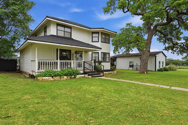 2182 Sunflower Road, Paradise, TX 76073