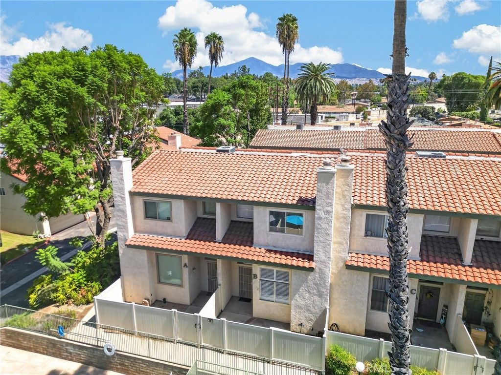 91 Tennessee Street B, Redlands, CA 92373