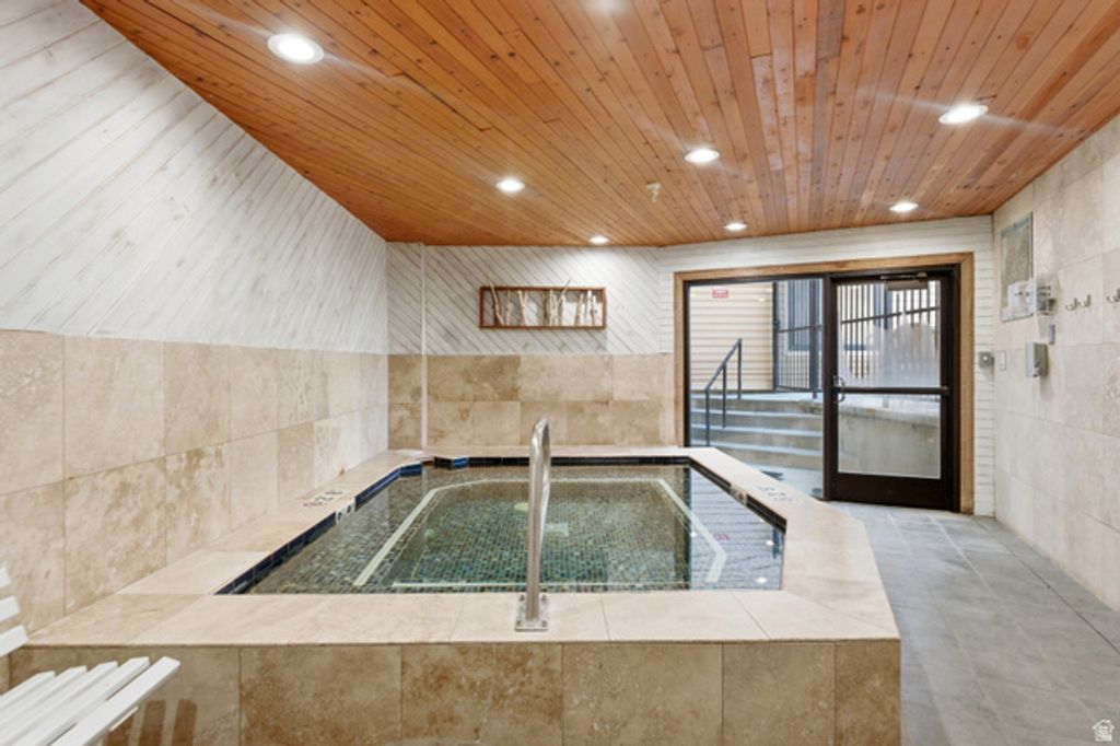 Image 18 of property listing at 1940 PROSPECTOR AVE #423, Park City, UT 84060