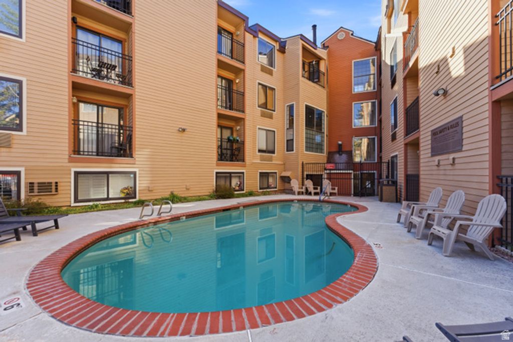 Image 21 of property listing at 1940 PROSPECTOR AVE #423, Park City, UT 84060
