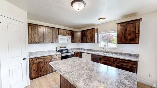 29 W MAGELLAN LN, Elk Ridge, UT 84651