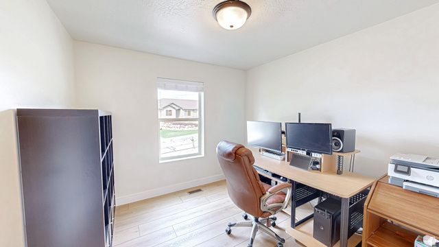 29 W MAGELLAN LN, Elk Ridge, UT 84651