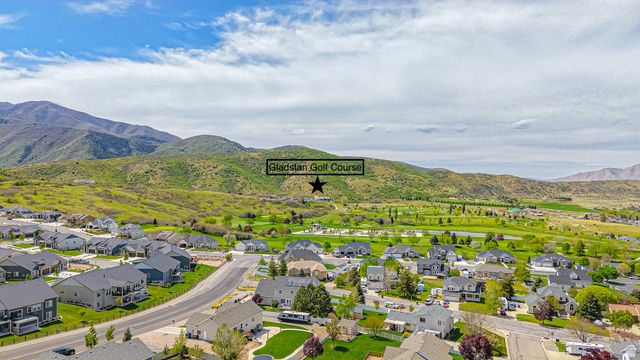 29 W MAGELLAN LN, Elk Ridge, UT 84651