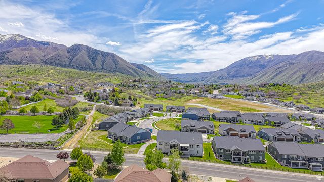 29 W MAGELLAN LN, Elk Ridge, UT 84651