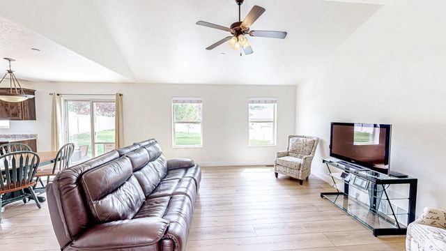 29 W MAGELLAN LN, Elk Ridge, UT 84651