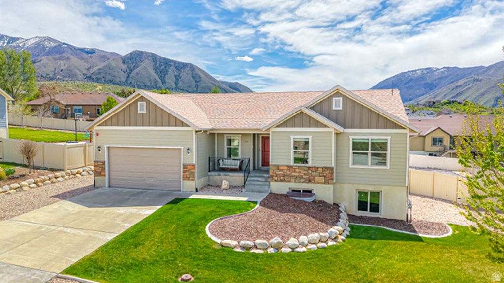 29 W MAGELLAN LN, Elk Ridge, UT 84651