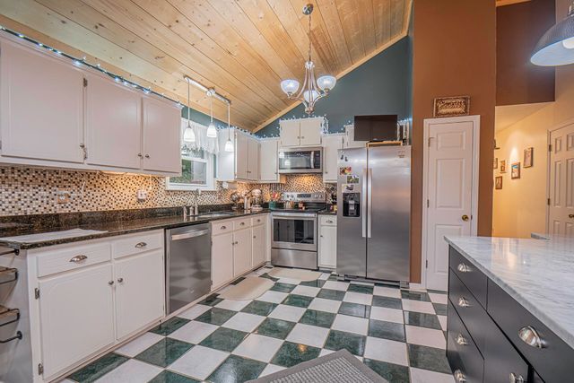 394 Stanley Drive, Ringgold, GA 30736