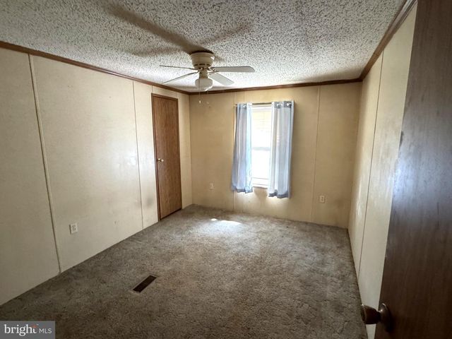 963 BRIDGE WAY, Quakertown, PA 18951