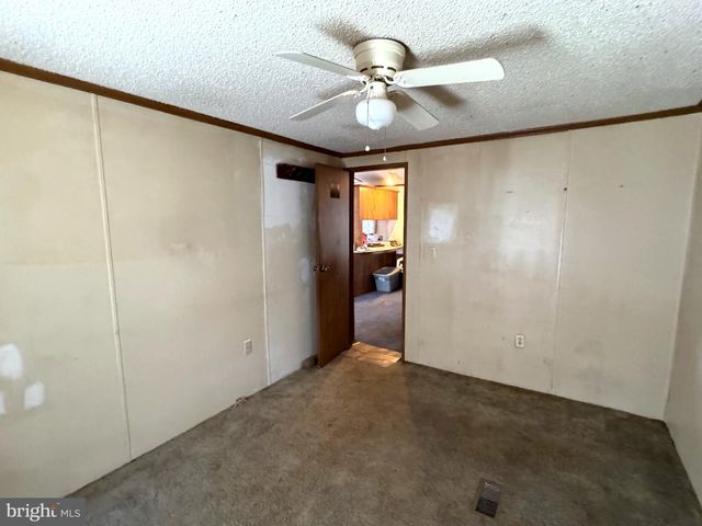 963 BRIDGE WAY, Quakertown, PA 18951
