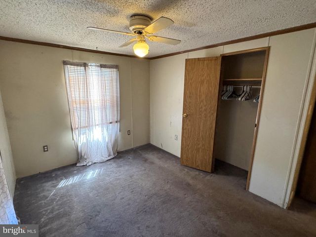 963 BRIDGE WAY, Quakertown, PA 18951