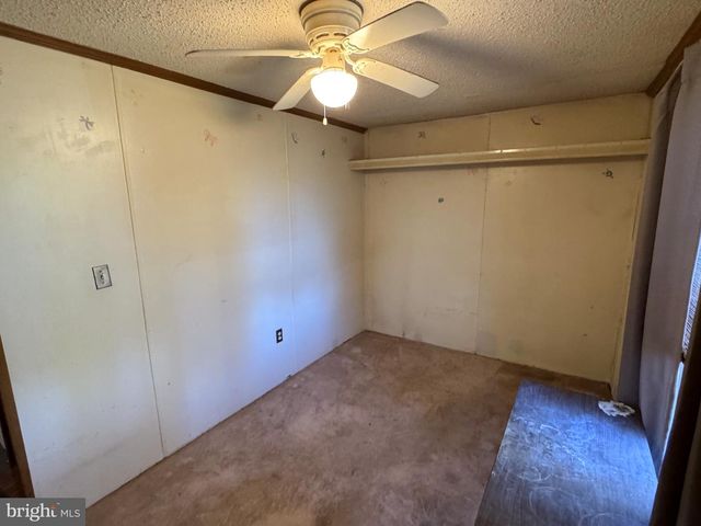 963 BRIDGE WAY, Quakertown, PA 18951