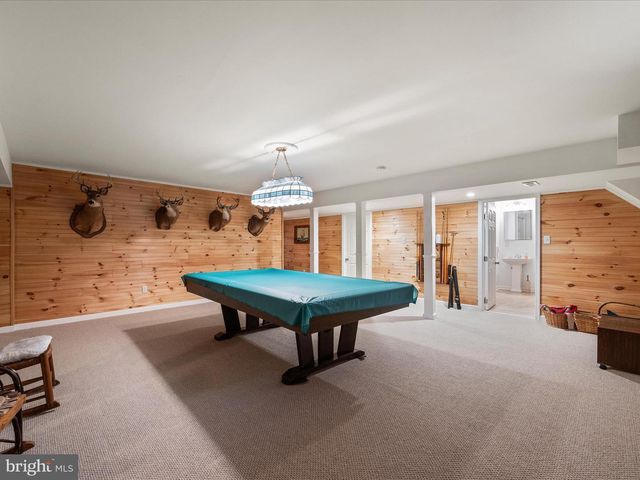 140 PLOW RUN LN, Winchester, VA 22602