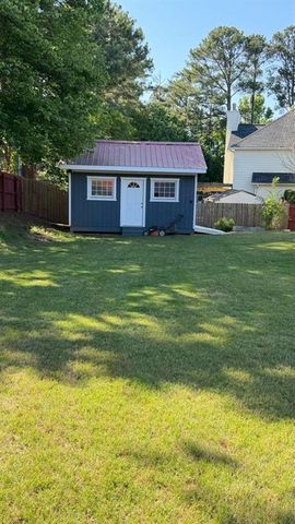 1800 Tuftstown Court, Snellville, GA 30078