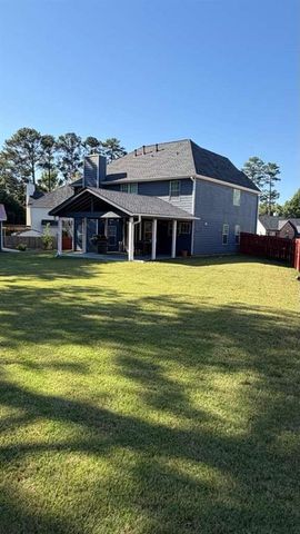 1800 Tuftstown Court, Snellville, GA 30078