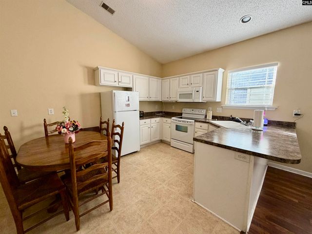 211 Gates Drive, Lexington, SC 29072