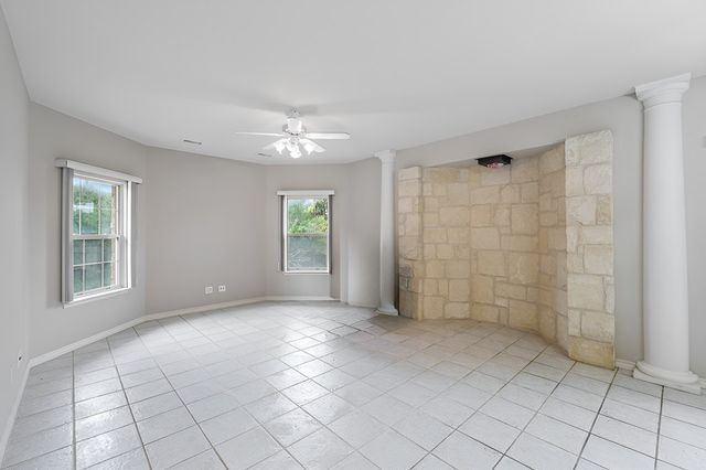 1019 Creek Run, Kerrville, TX 78028