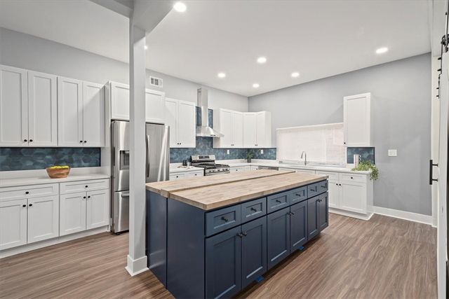 6319 Saint Marie St, East Liberty, PA 15206